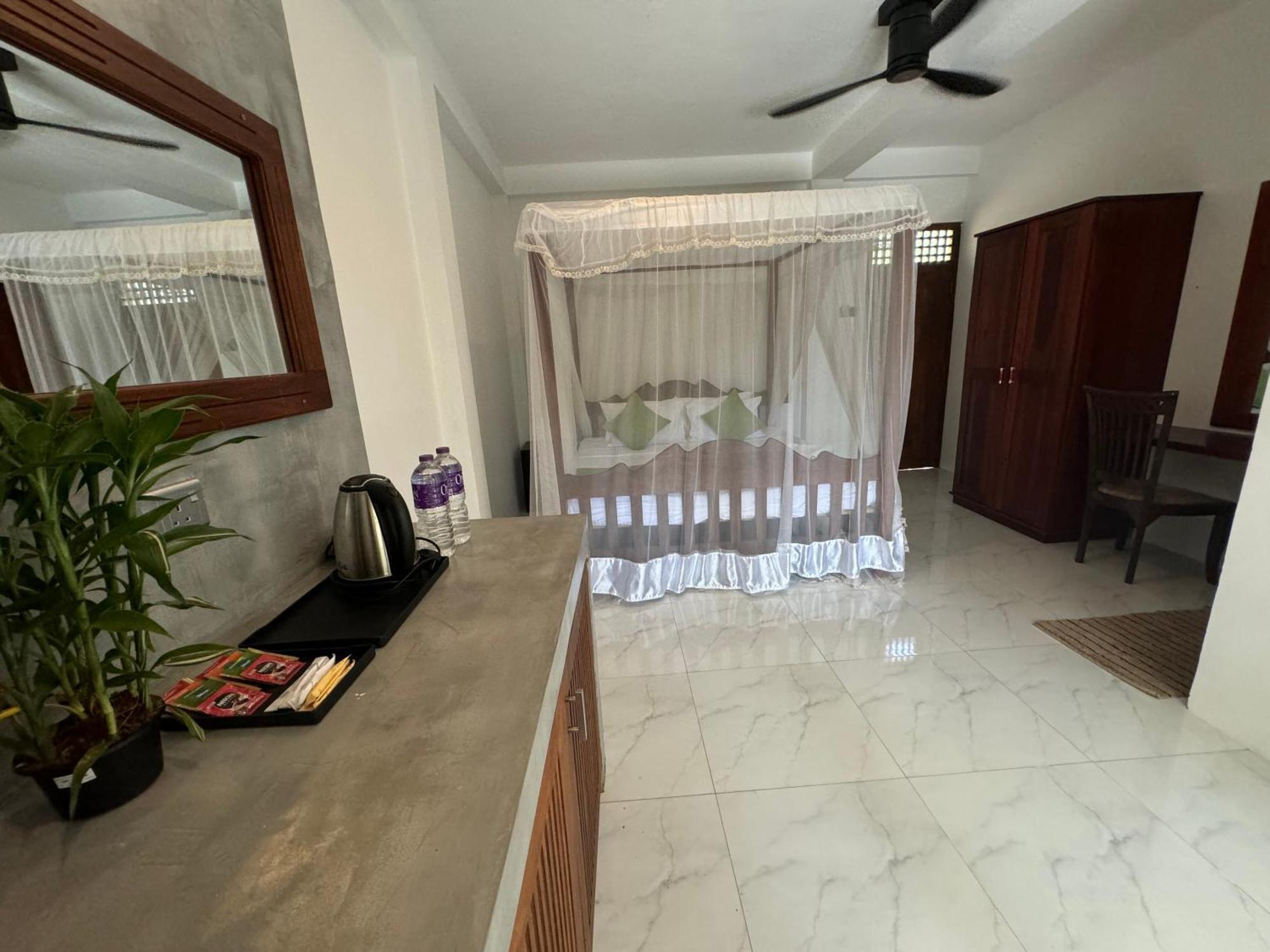 Brinkhouse Guesthouse , Unawatuna Beach المظهر الخارجي الصورة