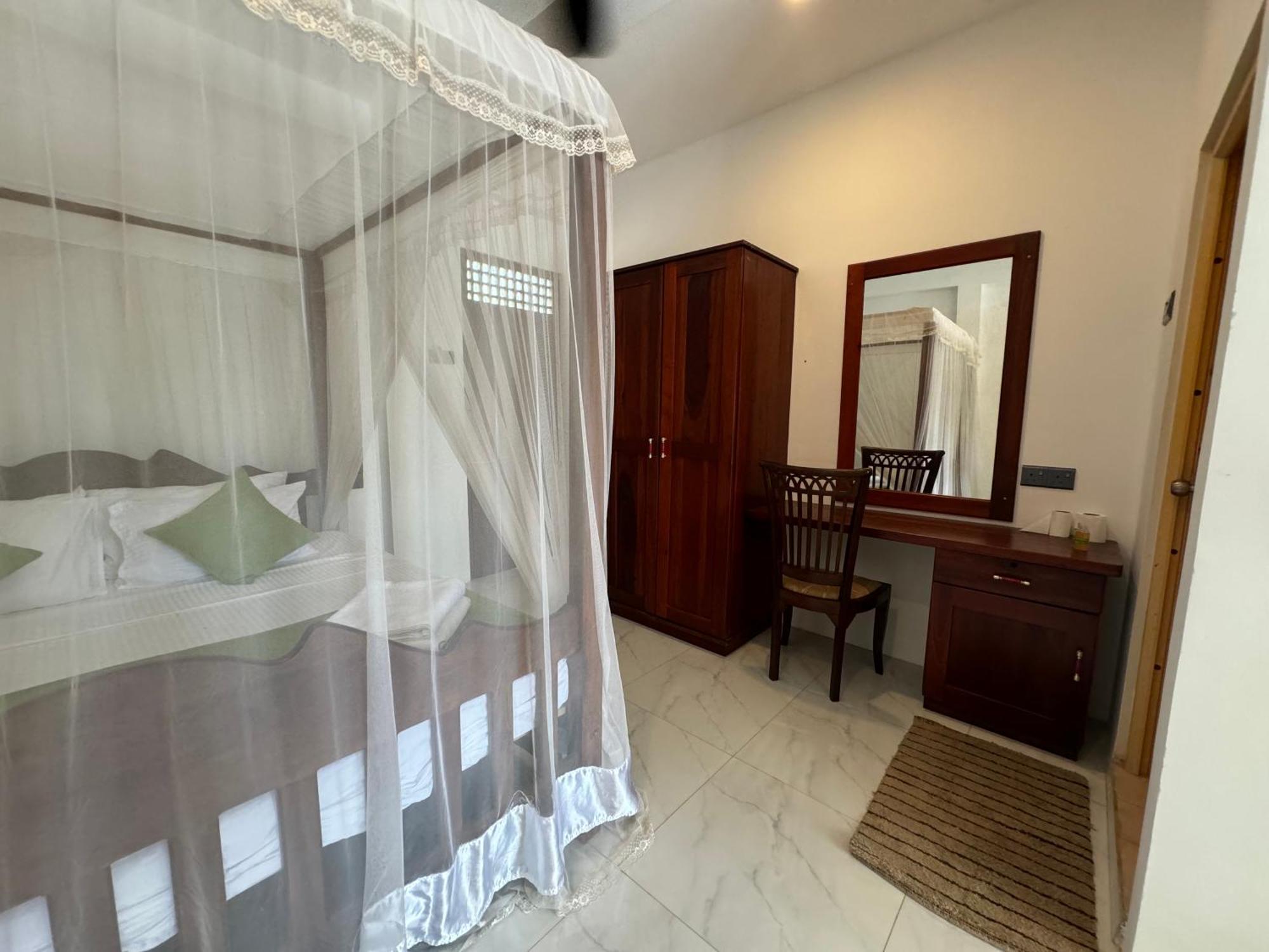 Brinkhouse Guesthouse , Unawatuna Beach المظهر الخارجي الصورة