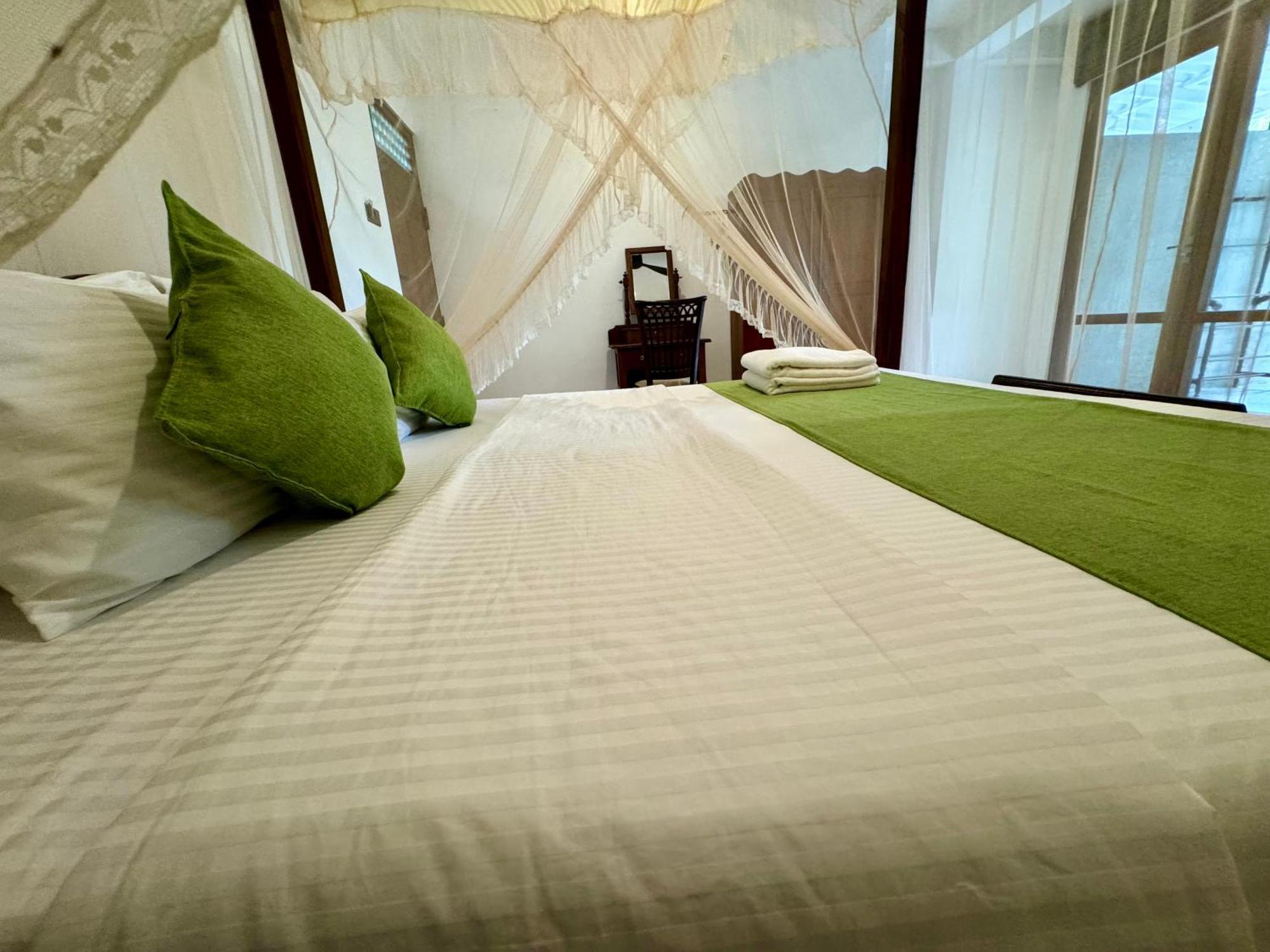 Brinkhouse Guesthouse , Unawatuna Beach المظهر الخارجي الصورة